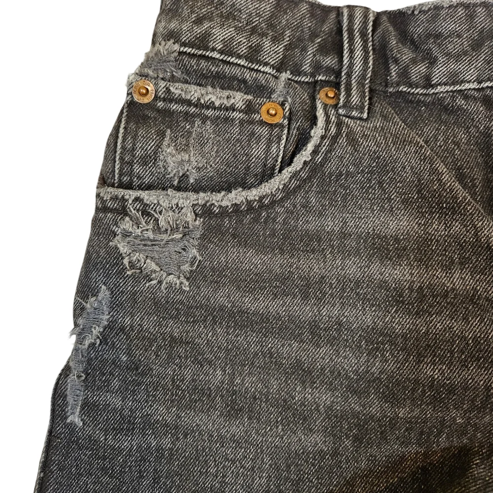 Zara Distressed Jean Cut Off Shorts, Black, US Size 2 - Picture 4 of 11